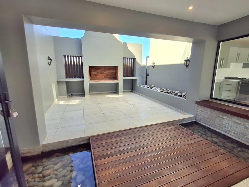 5 Bedroom Property for Sale in Cape St Martin Private Reserve Western Cape